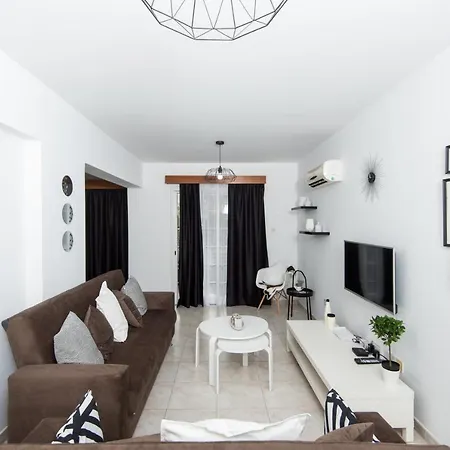Lägenhet Aurora Flat 102